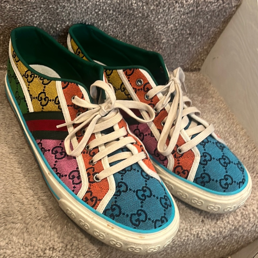 Gucci shoes worn 3 times Authentic
